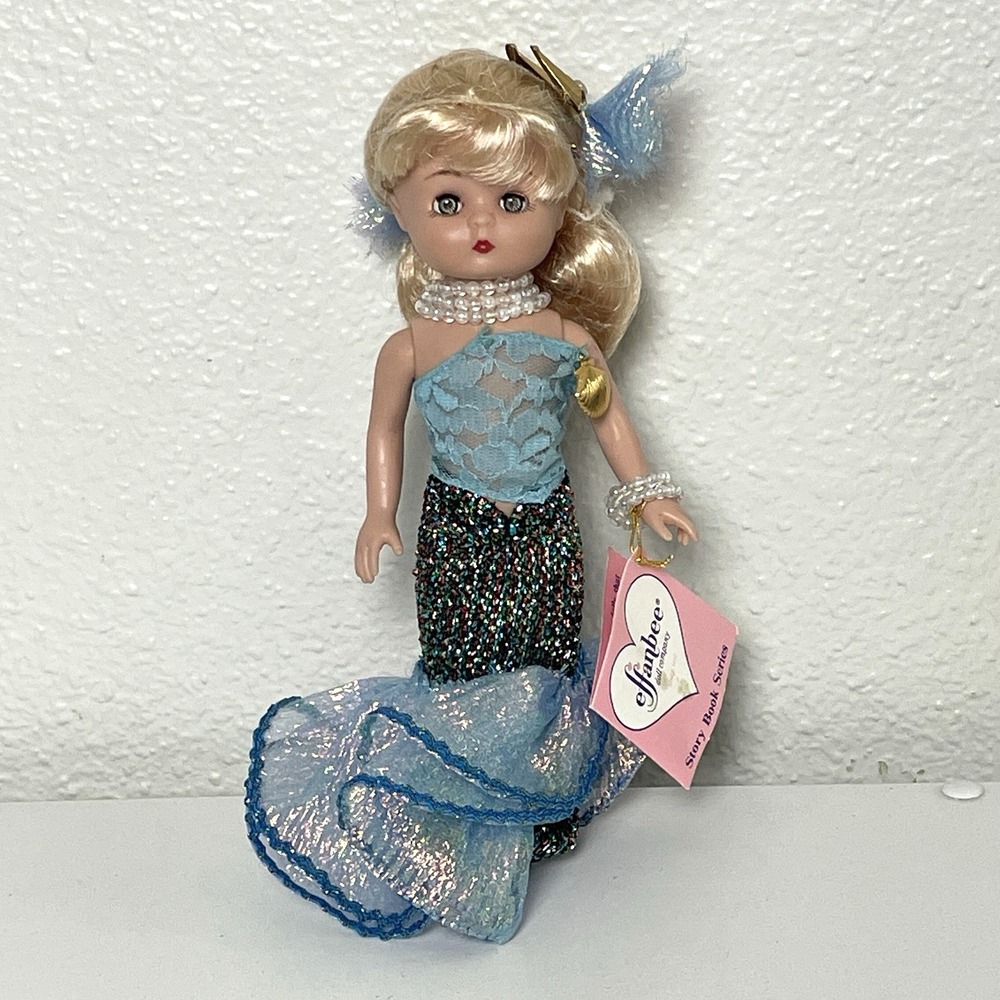 1994 Effanbee LITTLE MERMAID 9" Doll Story Book Series